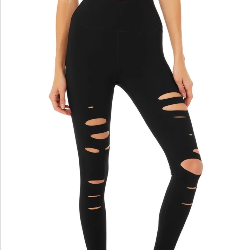 Alo yoga pants